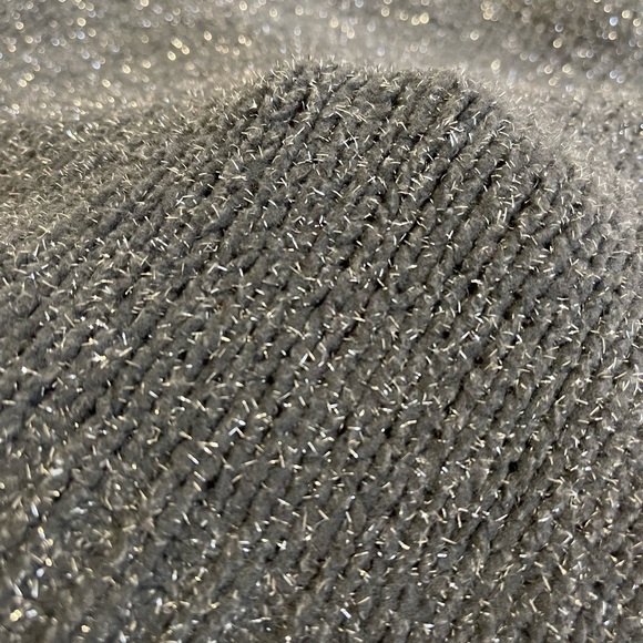 Zara Crop Sweater - Picture 3 of 7